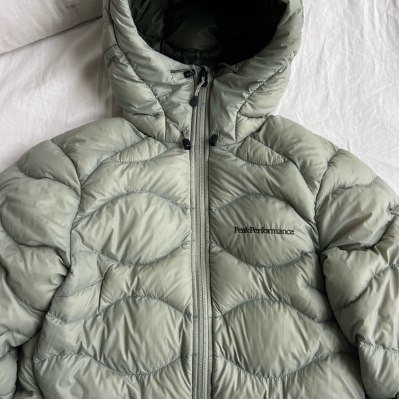 Peak Performance Jackets & Blazers - Peak Performance Helium Olive Green/Sage Hooded Down Jacket